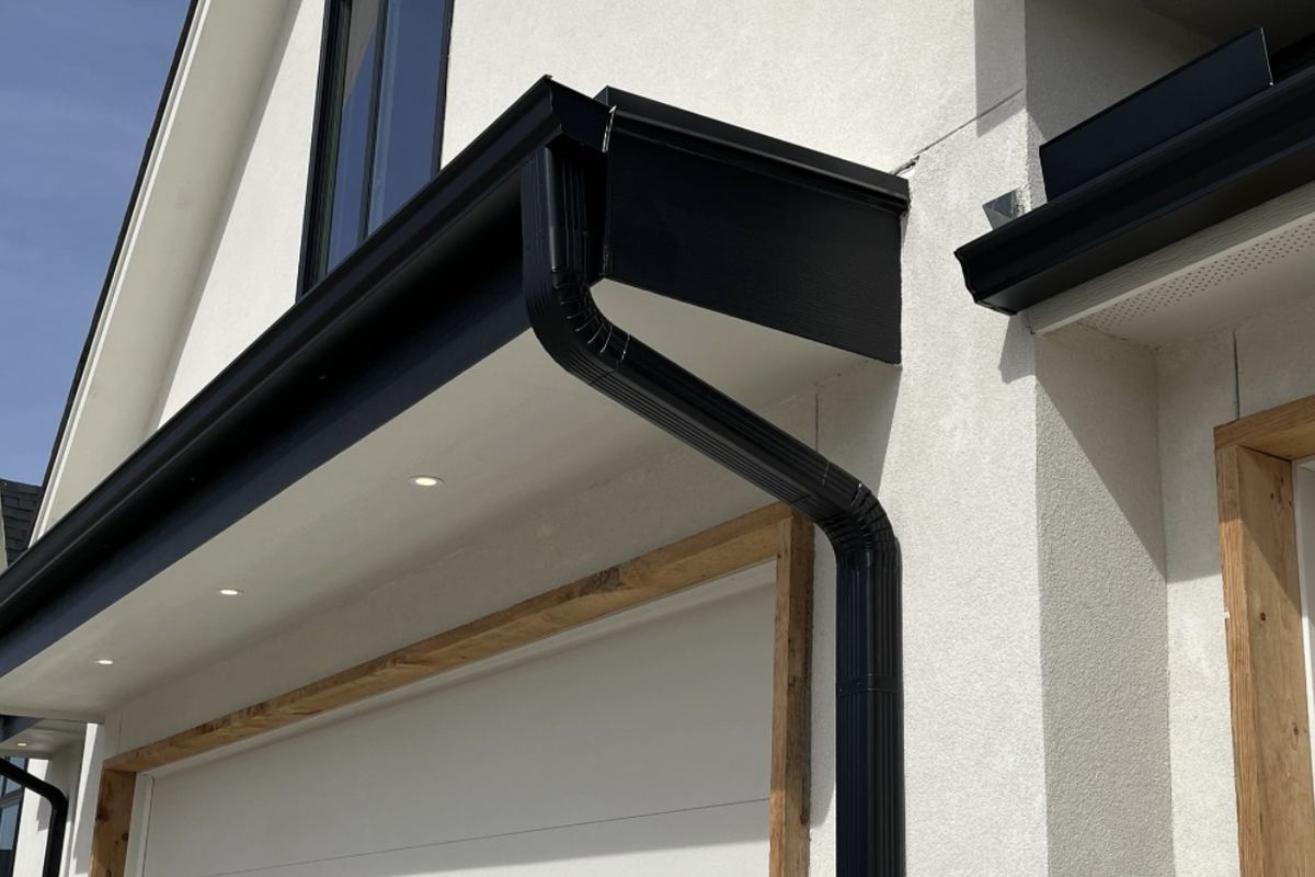 Seamless gutters and downspout