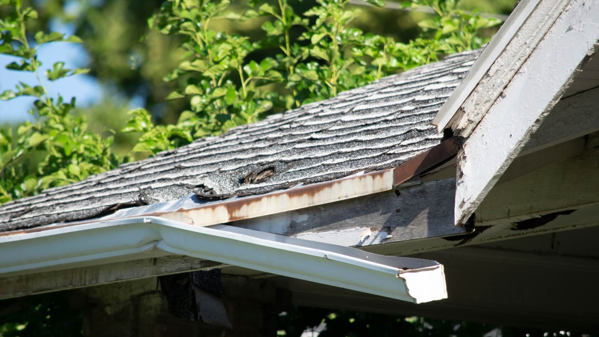 Why Are My Gutters Sagging?